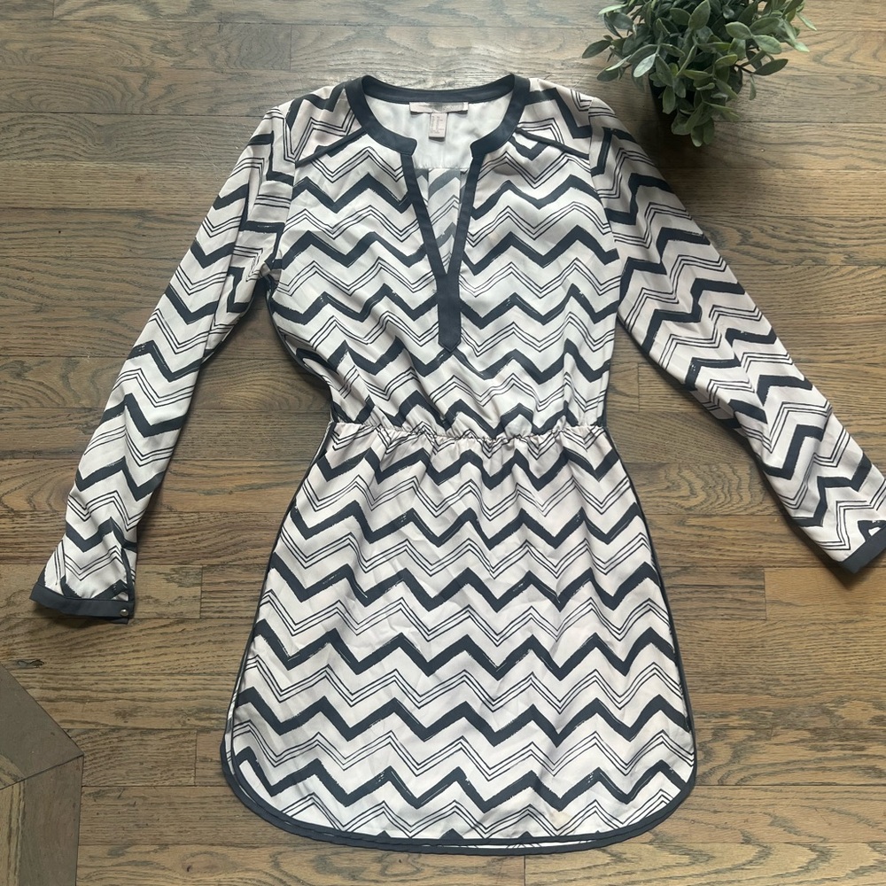 Pink and gray chevron long sleeve dress